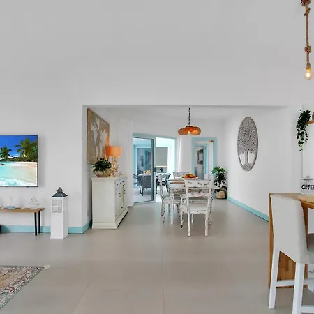 Orange Light With Private Pool Вилла