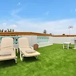 Orange Light With Private Pool * Corralejo