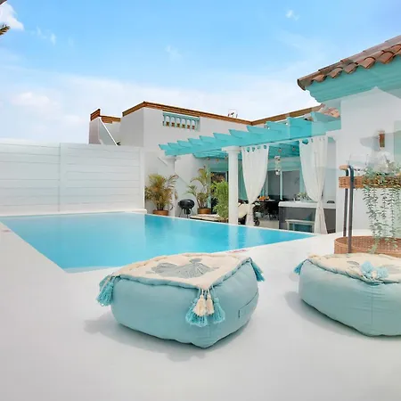 Orange Light With Private Pool Villa Corralejo